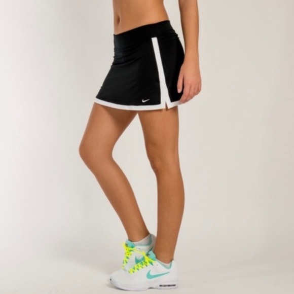Nike Dri-Fit Black border tennis skort S